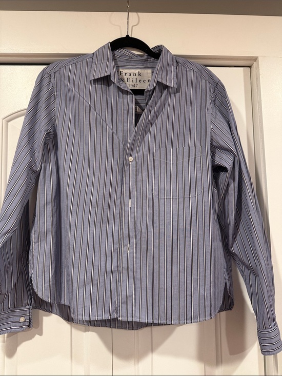 Frank & Eileen Tops - Frank & Eileen sylvio Light Blue and White Striped Button-Down Shirt medium